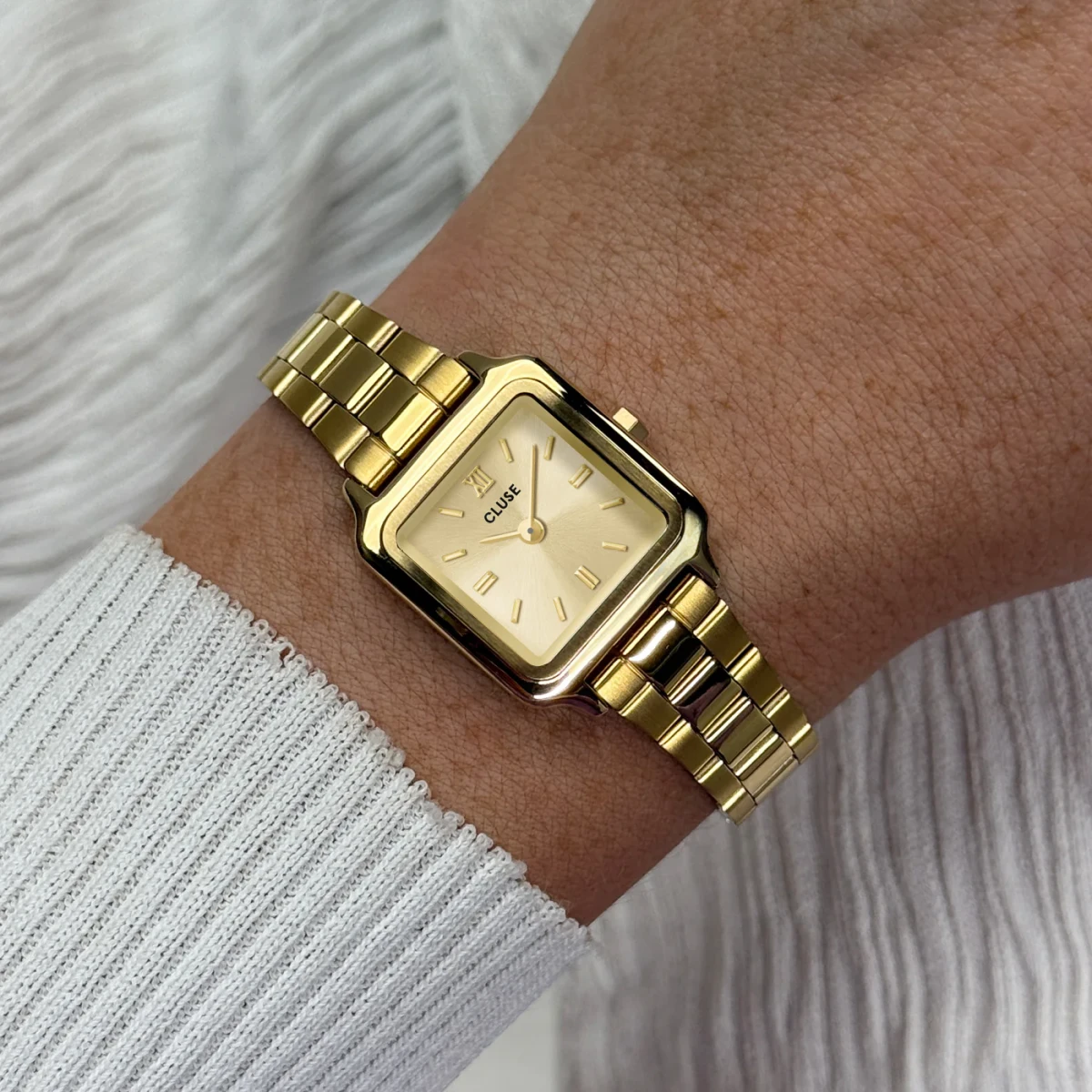 Gracieuse Mini CW15502